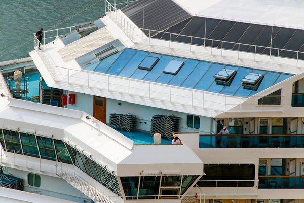 Explorez la vie à bord d'une croisière à saint-pétersbourg : ce qui vous attend !